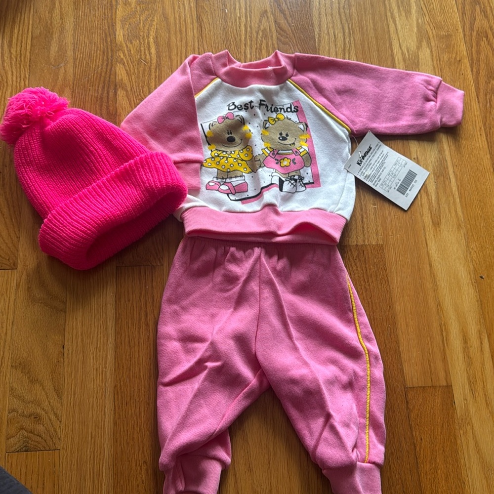 Kinds Vintage sweatsuit  NWT